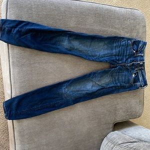 Size 2 American eagle skinny jeans